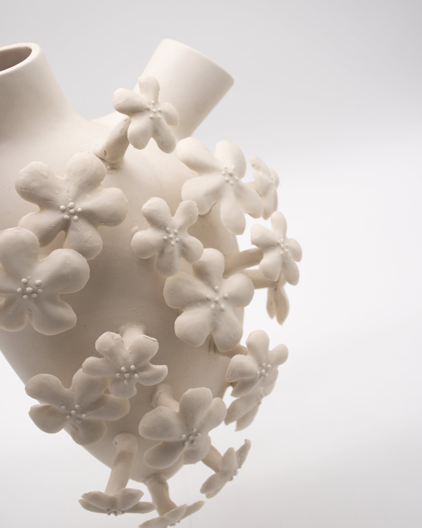 Ceramic Heart Wall Mounted Vase - Flowers