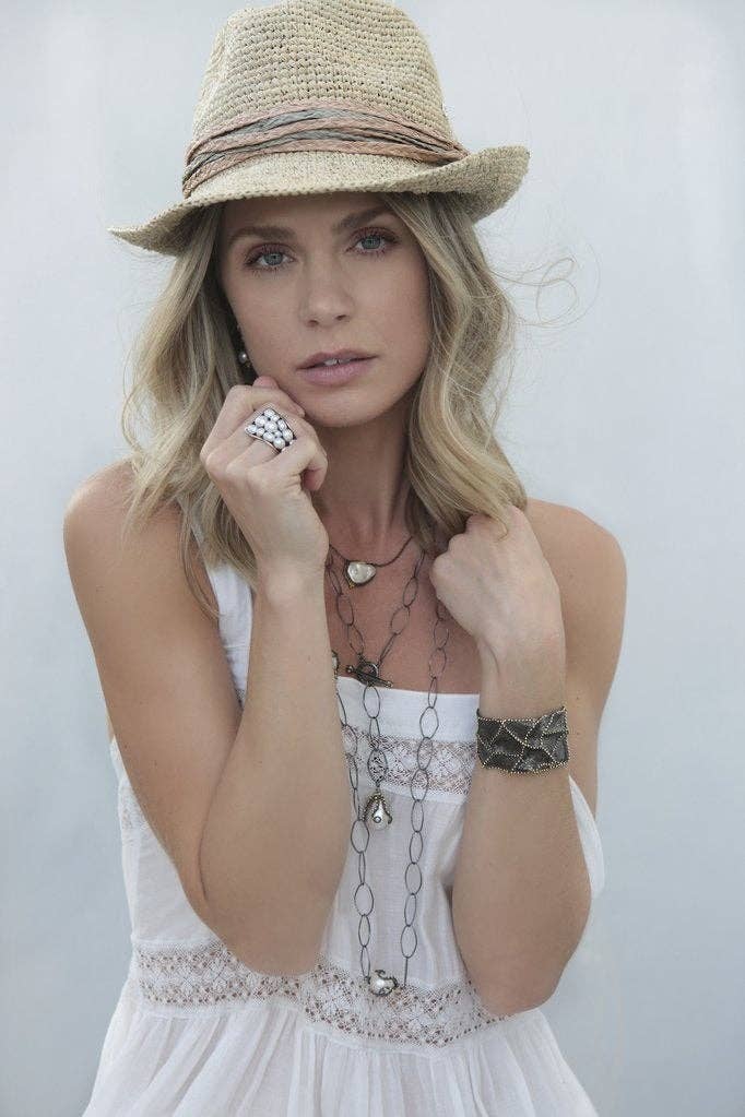 CORE | PEARL STATEMENT RING