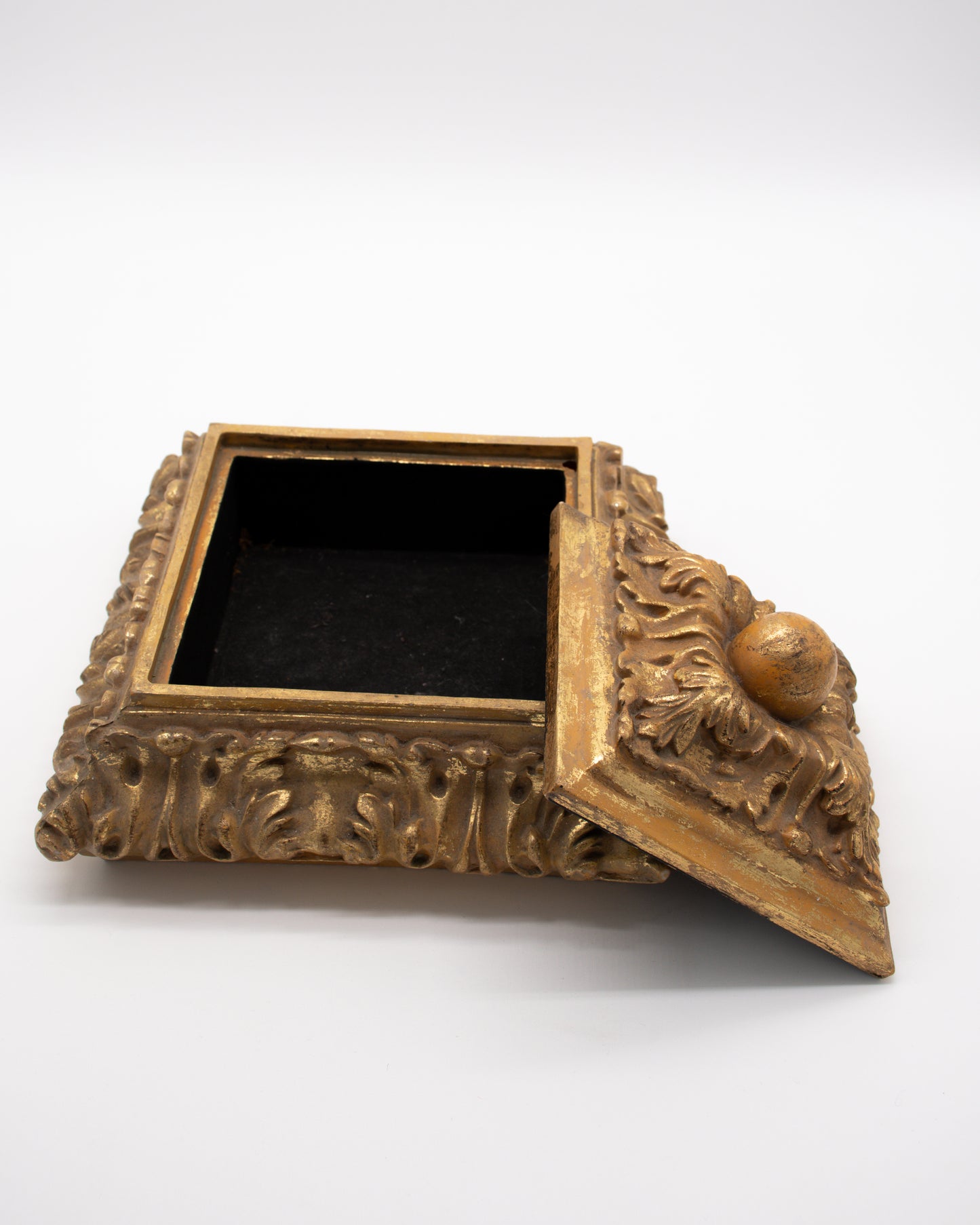 Medium Vintage Trinket Box