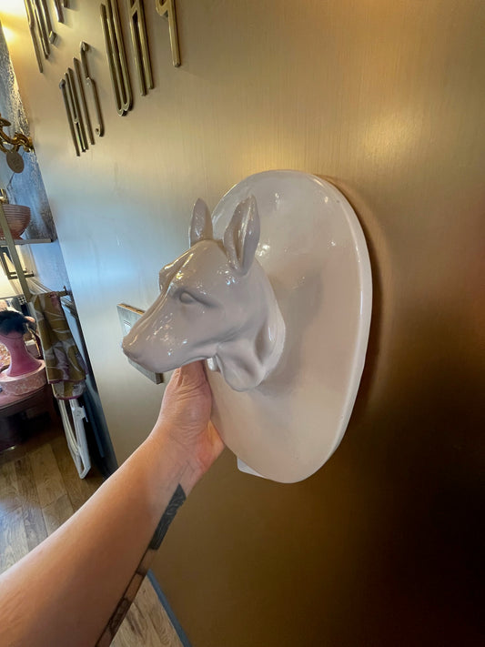 Glossy Porceline White Ceramic Canine Wall Mount