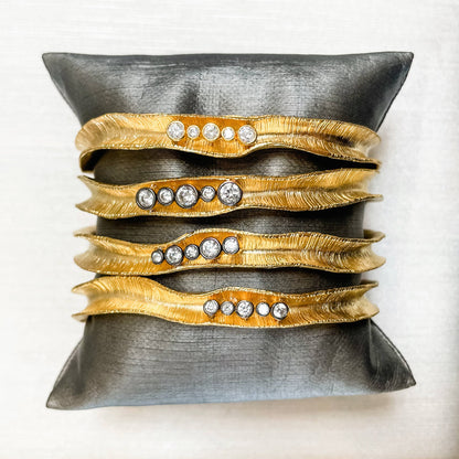 CORE | RIVERBANK OPEN BANGLES